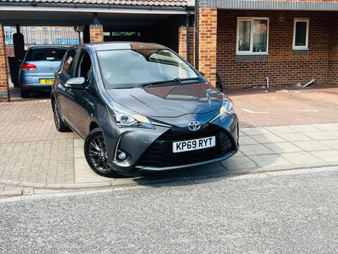 Toyota Yaris Hatchback 1.5 VVT-h Icon E-CVT Euro 6 (s/s) 5dr