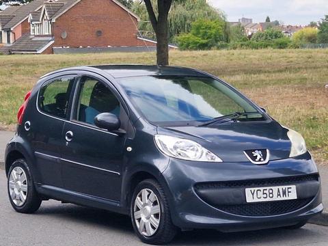 Peugeot 107 Hatchback 1.0 12V Urban Move Euro 4 5dr