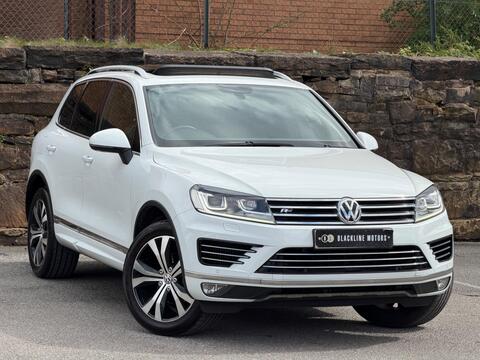 Volkswagen Touareg SUV 3.0 TDI V6 BlueMotion Tech R-Line Tiptronic 4WD Euro 6 (s/s) 5dr