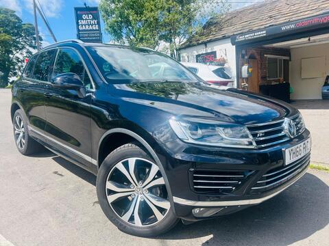 Volkswagen Touareg SUV 3.0 TDI V6 BlueMotion Tech R-Line Tiptronic 4WD Euro 6 (s/s) 5dr