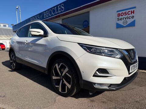 Nissan Qashqai SUV 1.3 DIG-T Tekna Euro 6 (s/s) 5dr