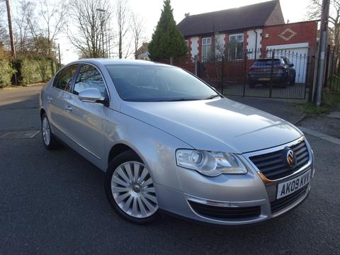 Volkswagen Passat Saloon 2.0 TDI Highline DSG Euro 5 4dr
