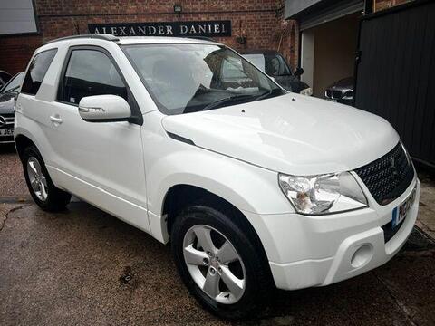 Suzuki Grand Vitara SUV 1.6 VVT SZ4 4WD Euro 5 3dr