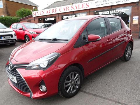 Toyota Yaris Hatchback 1.33 Dual VVT-i Icon Euro 5 5dr Euro 5
