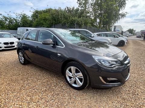 Vauxhall Astra Hatchback 1.4i SRi Euro 6 5dr