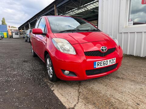 Toyota Yaris Hatchback 1.33 Dual VVT-i TR Euro 4 (s/s) 5dr