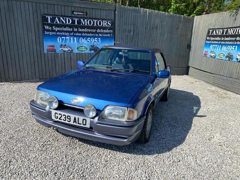Ford Escort Convertible 1.6 XR3i Two-Tone 2dr