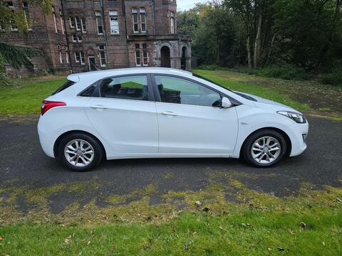 Hyundai i30 Hatchback 1.6 CRDi Blue Drive SE Euro 6 (s/s) 5dr