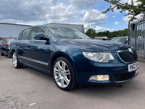 Skoda Superb Hatchback 2.0 TDI Elegance DSG 4WD Euro 5 5dr