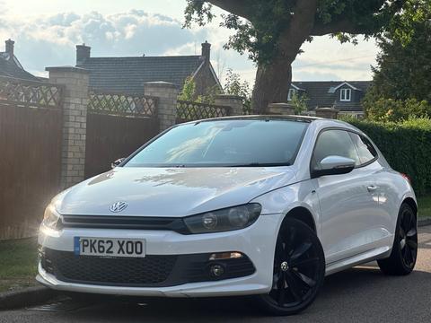 Volkswagen Scirocco Hatchback 2.0 TDI R-Line DSG Euro 5 3dr (Leather, Nav)