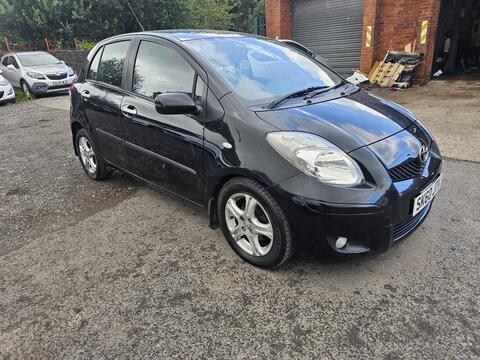 Toyota Yaris Hatchback 1.33 Dual VVT-i TR Euro 4 (s/s) 5dr