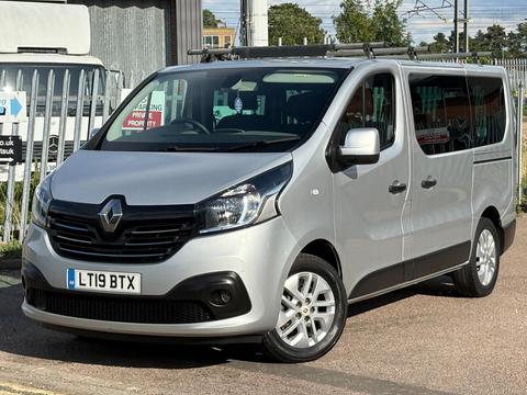 Renault Trafic Minibus 1.6 dCi 27 Sport Nav SWB Euro 6 5dr (9 Seat)