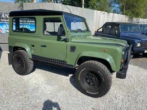 Land Rover Defender 90 SUV 2.5 TDi County SWB