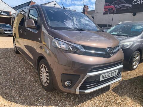 Toyota PROACE Verso MPV 1.5D Shuttle Medium MPV MWB Euro 6 (s/s) 5dr (9 Seat)