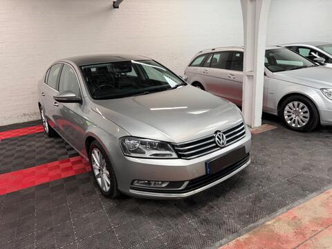 Volkswagen Passat Saloon 2.0 TDI BlueMotion Tech Executive Euro 5 (s/s) 4dr
