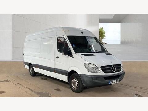 Mercedes-Benz Sprinter Panel Van 2.1 313 CDi RWD L3 H3 4dr