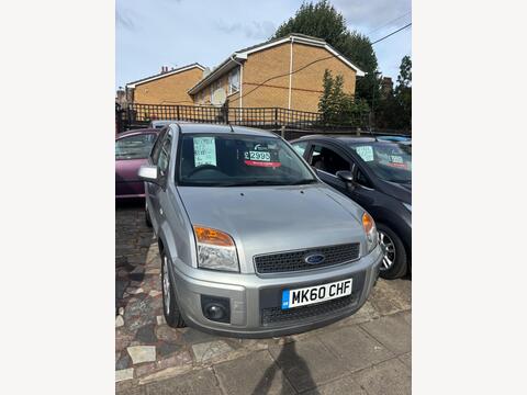 Ford Fusion Hatchback 1.6 Titanium 5dr