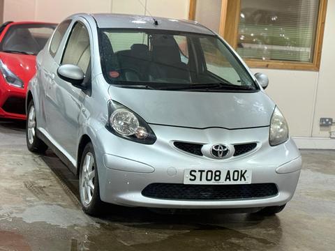 Toyota AYGO Hatchback 1.0 VVT-i Platinum MultiMode Euro 4 3dr (AC)