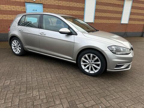 Volkswagen Golf Hatchback 1.6 TDI BlueMotion Tech SE DSG Euro 6 (s/s) 5dr