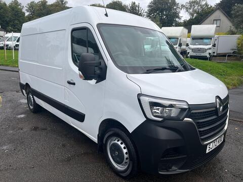 Renault Master Panel Van 2.3 dCi 35 Business FWD MWB Medium Roof Euro 6 4dr