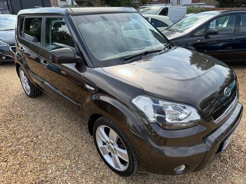 Kia Soul SUV 1.6 CRDi Shaker Euro 4 5dr