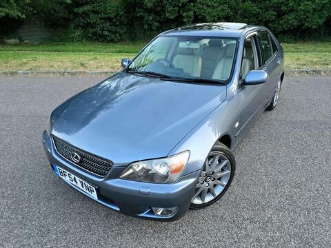 Lexus IS Saloon 2.0 200 SE 4dr