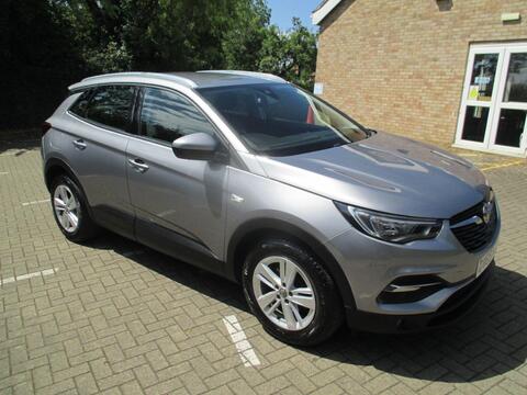 Vauxhall Grandland X SUV 1.2 Turbo SE Euro 6 (s/s) 5dr