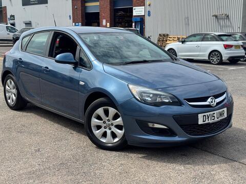 Vauxhall Astra Hatchback 1.6i Design Euro 6 5dr