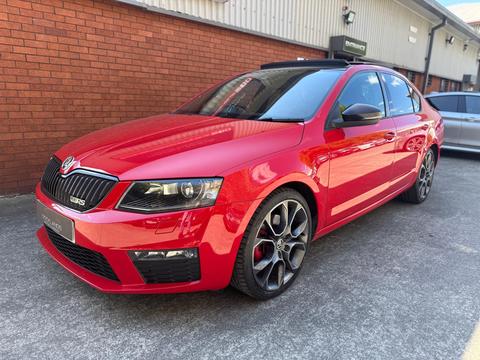 Skoda Octavia Hatchback 2.0 TDI vRS DSG Euro 6 (s/s) 5dr (SNav)