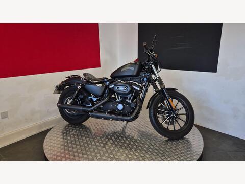 Harley-Davidson Sportster Custom Cruiser 883 XL883N Iron 883