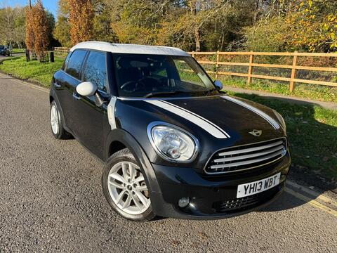 MINI Countryman SUV 1.6 Cooper D Euro 5 (s/s) 5dr