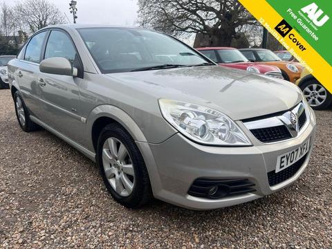 Vauxhall Vectra Hatchback 2.2i 16v Design 5dr
