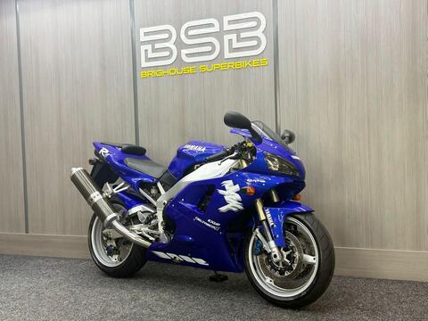 Yamaha R1 Super Sports 1000