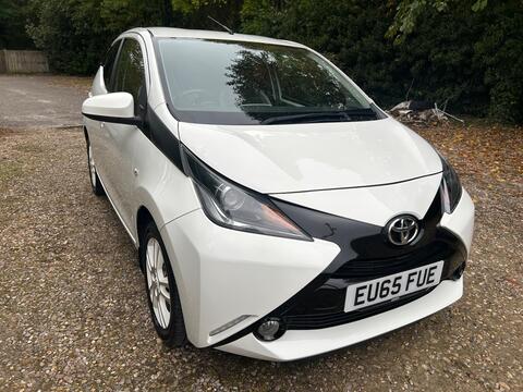 Toyota AYGO Hatchback 1.0 VVT-i x-pure Euro 6 5dr