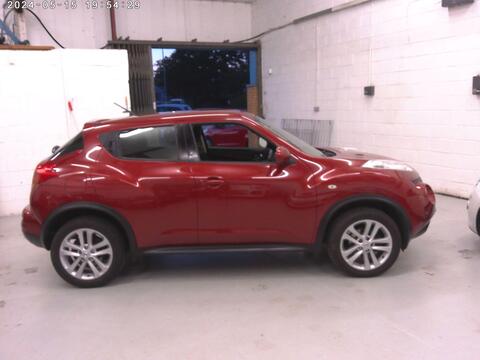 Nissan Juke SUV 1.6 Acenta Euro 5 (s/s) 5dr