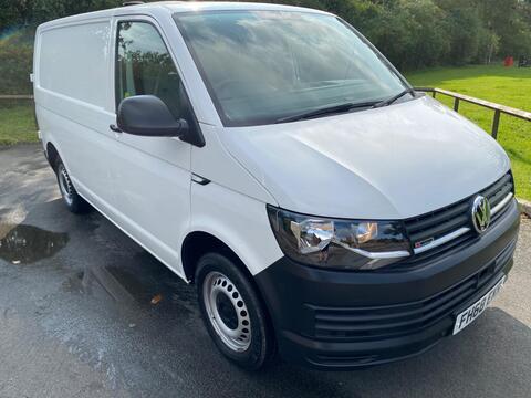 Volkswagen Transporter Panel Van 2.0 TDI T32 BlueMotion Tech Startline 4Motion SWB Euro 6 (s/s) 5dr