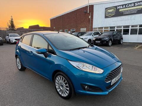Ford Fiesta Hatchback 1.6 Titanium Powershift Euro 5 5dr