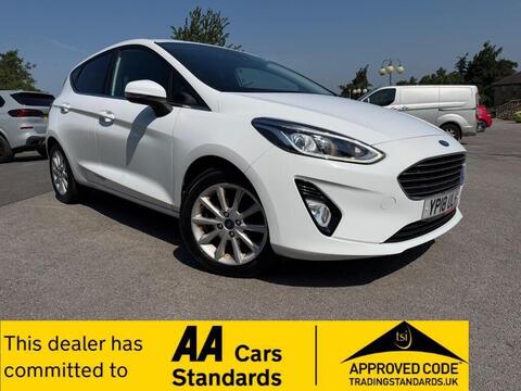 Ford Fiesta Hatchback 1.0T EcoBoost Titanium Euro 6 (s/s) 5dr