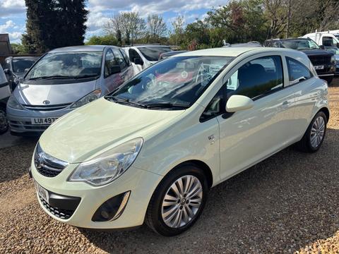 Vauxhall Corsa Hatchback 1.0 ecoFLEX 12V Excite Euro 5 3dr (A/C)