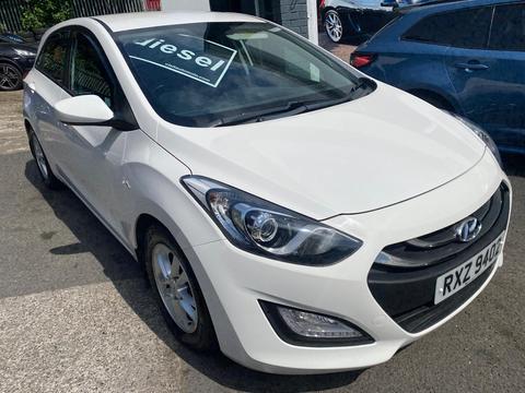 Hyundai i30 Hatchback 1.6 CRDi Blue Drive Active Euro 5 (s/s) 5dr