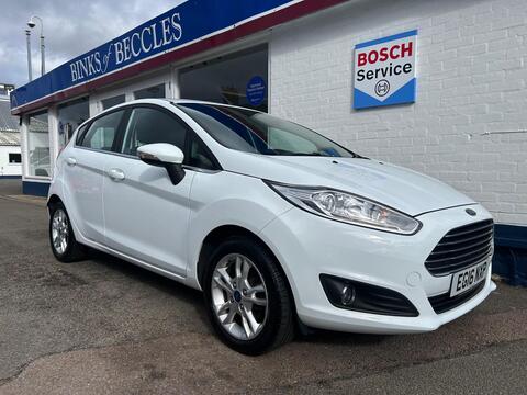 Ford Fiesta Hatchback 1.25 Zetec Euro 6 5dr