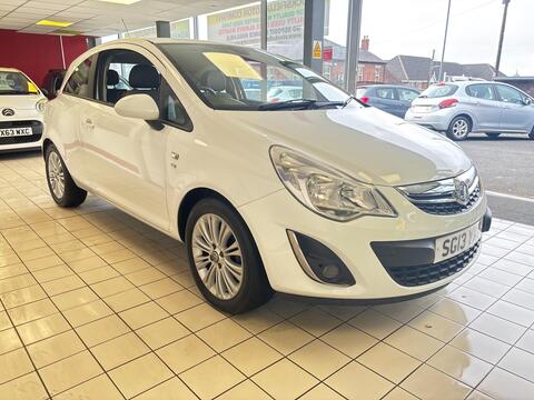 Vauxhall Corsa Hatchback 1.2 16V SE Euro 5 3dr