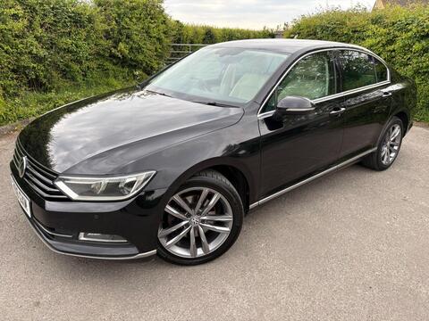 Volkswagen Passat Saloon 2.0 TDI BlueMotion Tech GT Euro 6 (s/s) 4dr
