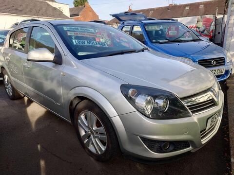Vauxhall Astra Hatchback 1.4i 16v SXi 5dr