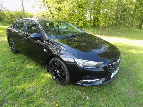 Vauxhall Insignia Hatchback 1.5i Turbo Design Nav Grand Sport Euro 6 (s/s) 5dr