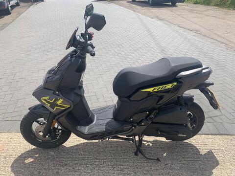 Keeway Fact X 125 Scooter 125 CVT Euro 5