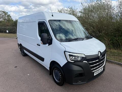 Renault Master Panel Van 2.3 dCi ENERGY 35 Business FWD MWB Medium Roof Euro 6 (s/s) 4dr