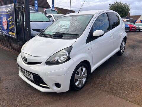 Toyota AYGO Hatchback 1.0 VVT-i Move Euro 5 5dr