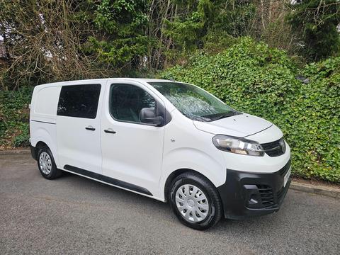 Vauxhall Vivaro Combi Van 2.0 TURBO D 3100 EDITION EURO6 CREW VAN