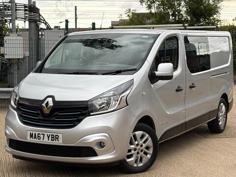 Renault Trafic Combi Van 1.6 dCi ENERGY 29 Sport Nav Crew Van LWB Euro 6 (s/s) 6dr